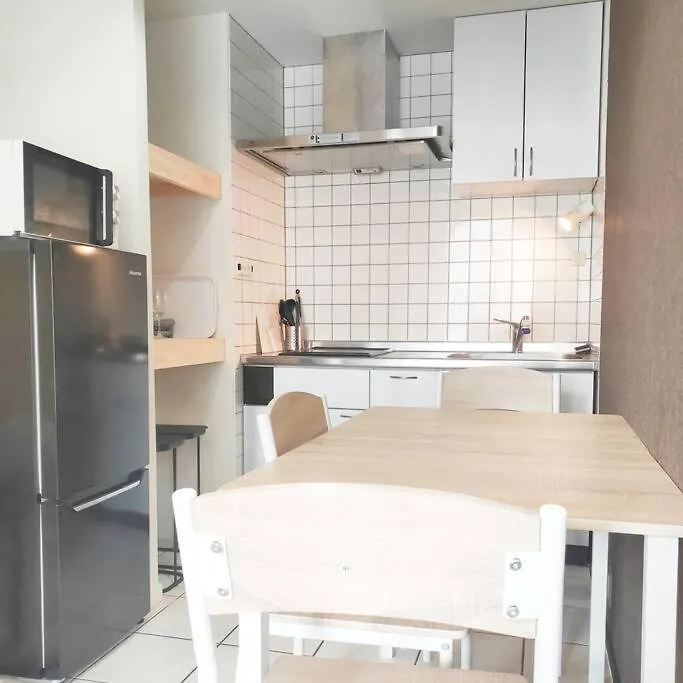 黒門市場 なんば徒歩10分 広々としたバルコニースペース 最大9名様 Osaka Apartament