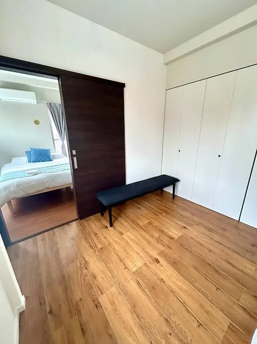 黒門市場 なんば徒歩10分 広々としたバルコニースペース 最大9名様 Oszaka Apartman