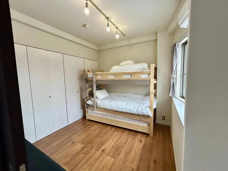 Apartman 黒門市場 なんば徒歩10分 広々としたバルコニースペース 最大9名様 Oszaka Japán